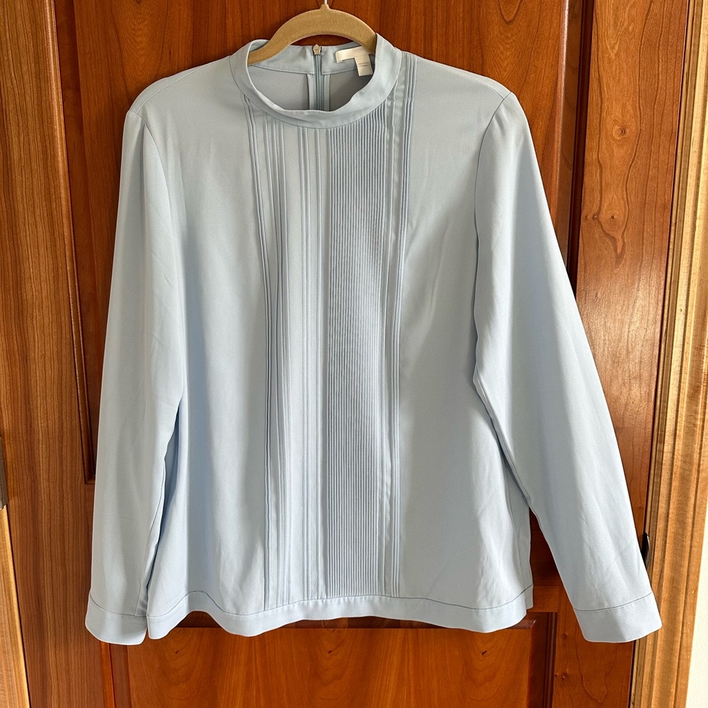 Hugo Boss top